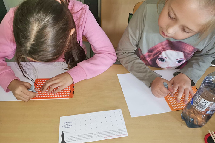 Blindenschrift im Unterricht der Emil-von-Behring-Schule